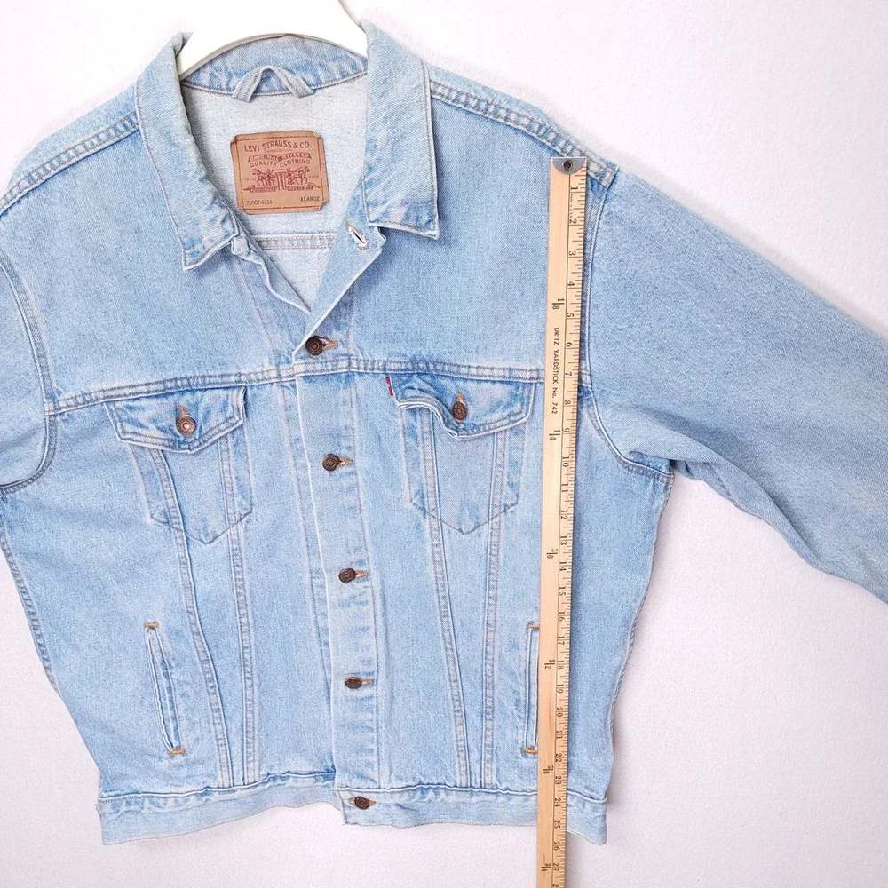 Levis 70507-4834 Denim Trucker Jacket Mens XL Light Wash Made in USA Vintage 90s